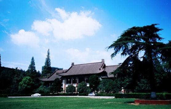 南京师范大学校园环境怎么样？“东方最美校园”：诚邀诸位共赏南师之美！